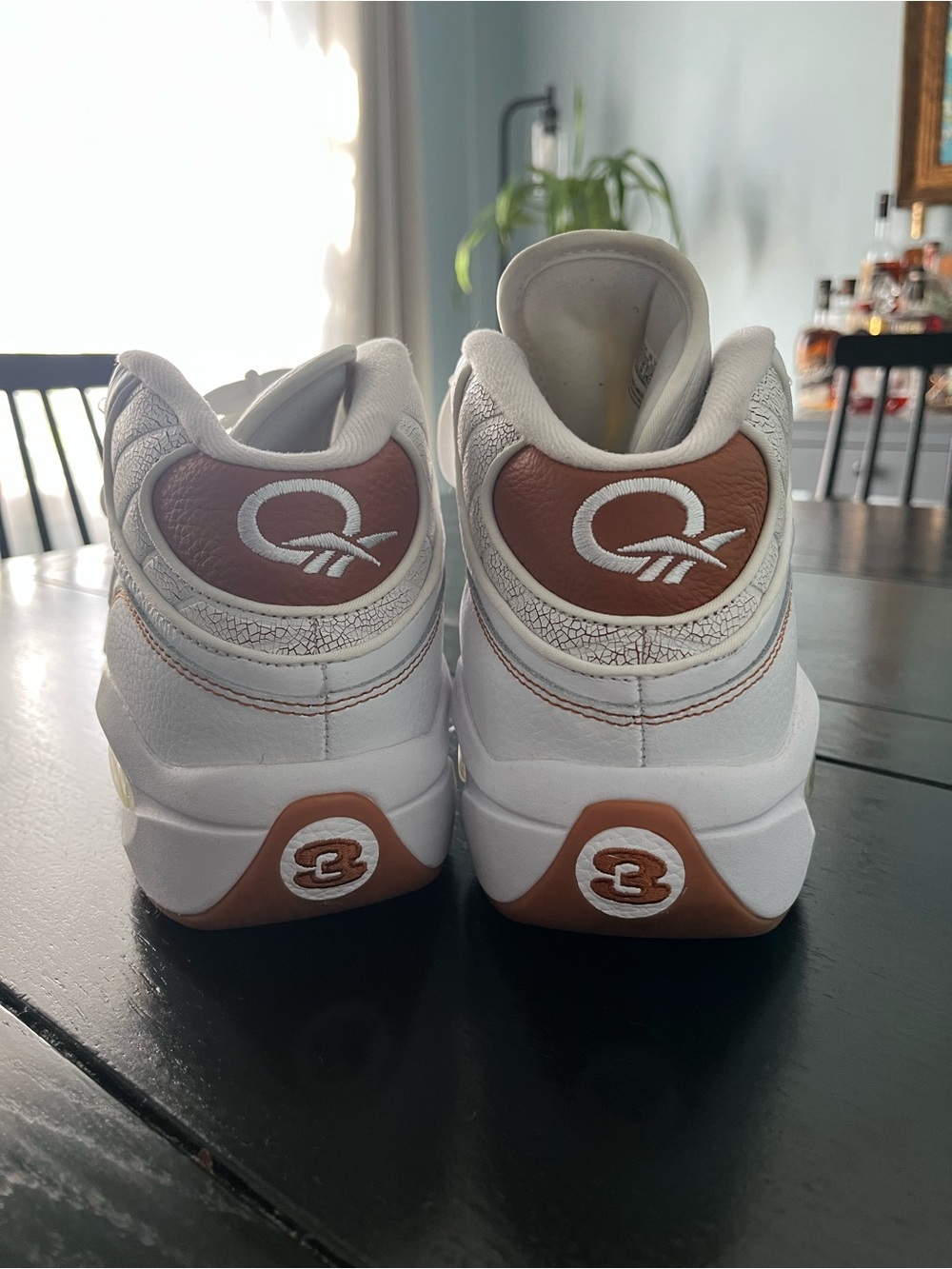 Reebok Men’s White Sneakers with Tan Accents - Picture 5 of 7